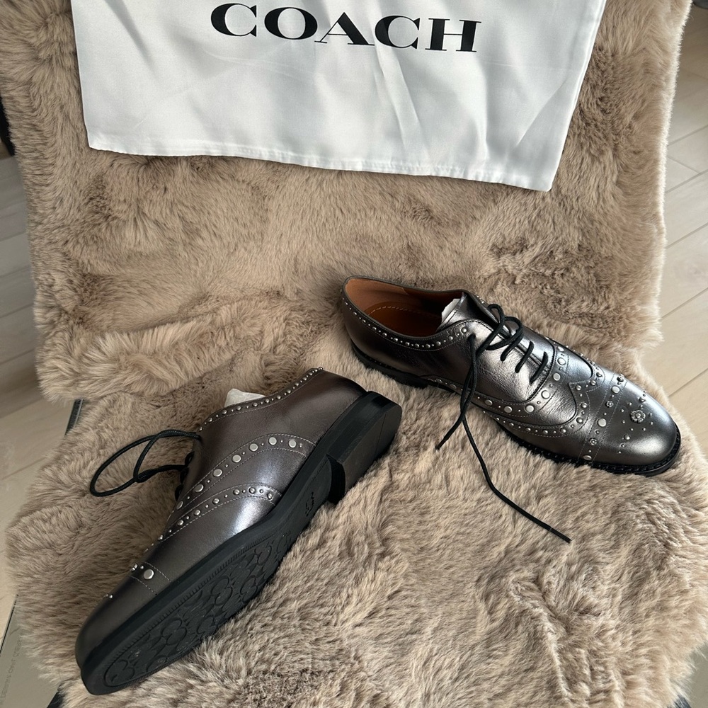 Brand new womens Coach dress shoes